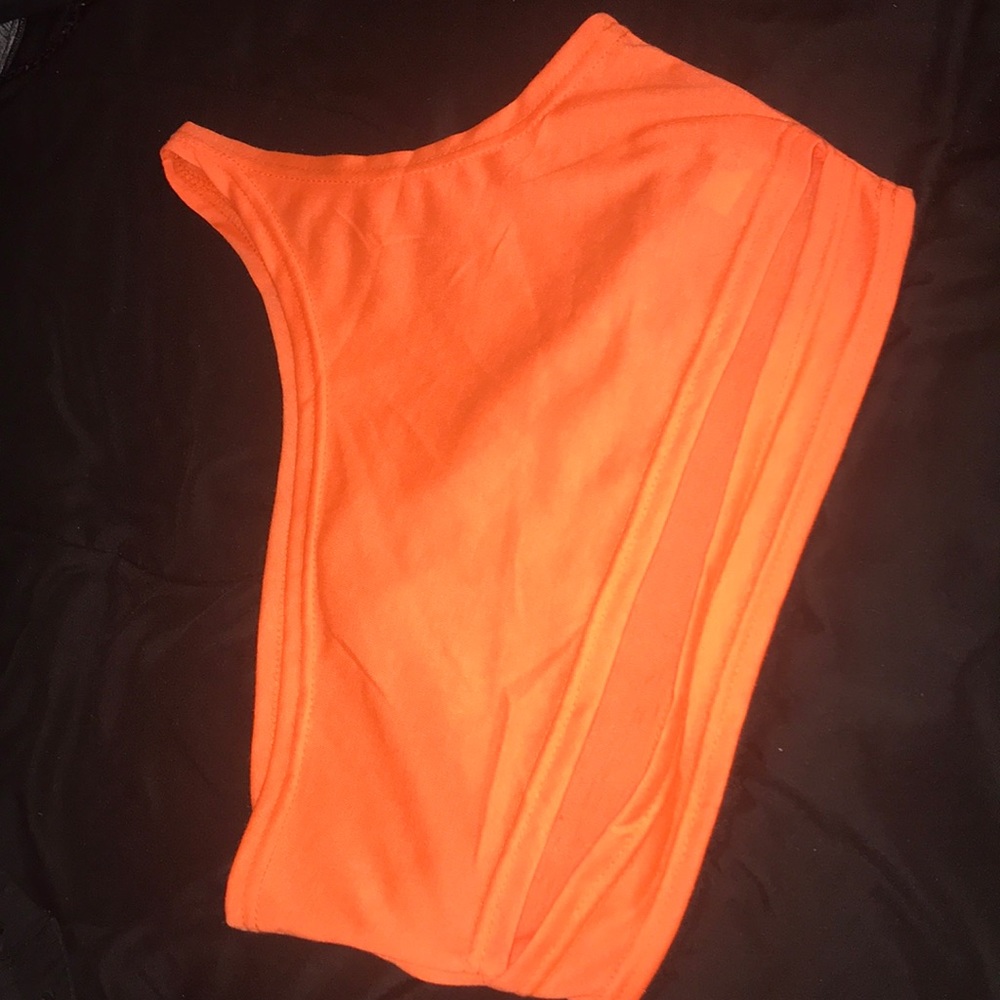 One shoulder croptop , never worn